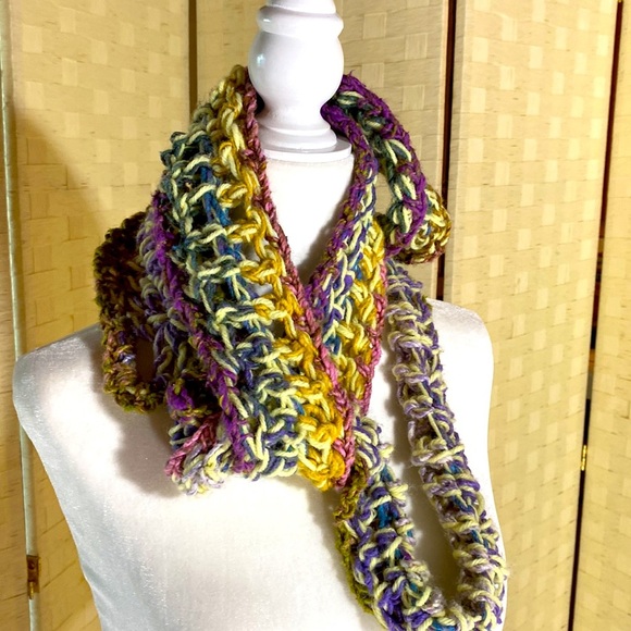 PINK PURPLE Bohemian HAND CROCHETED LONG SKINNY WINTER SCARF BARBIE EUC - Picture 2 of 5